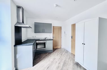 Freckingham Street, Hockley, Nottingham - Image 2